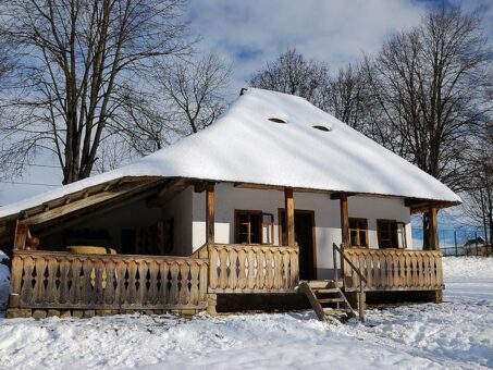 Modele de case din Bucovina. Idei pentru o casa ca in povesti