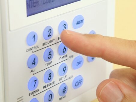Sisteme antiefractie pentru apartament