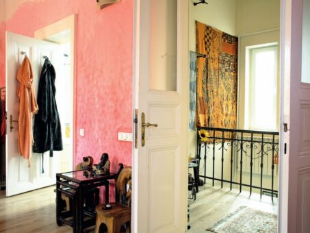 Combinații indraznețe. O casa colorata