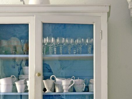 DIY: Dulapul din bucatarie, a doua tinerete