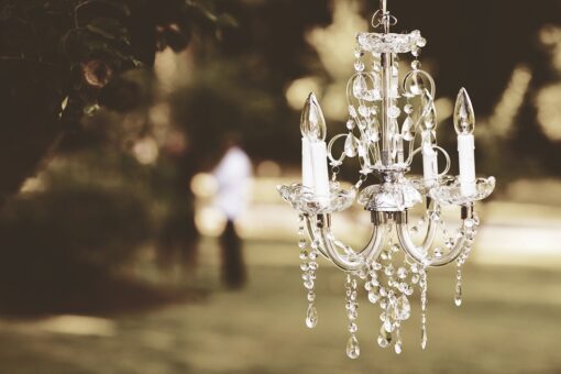 Candelabru, o solutie perfecta oriunde in casa