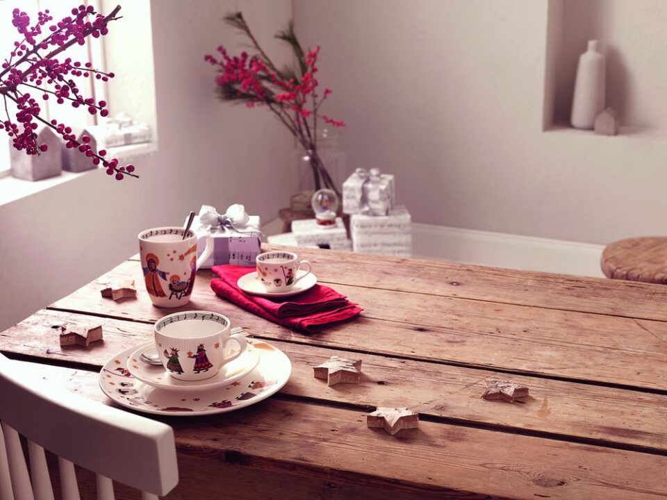 Decorațiuni și aranjamente de Crăciun, cu parfum de demult