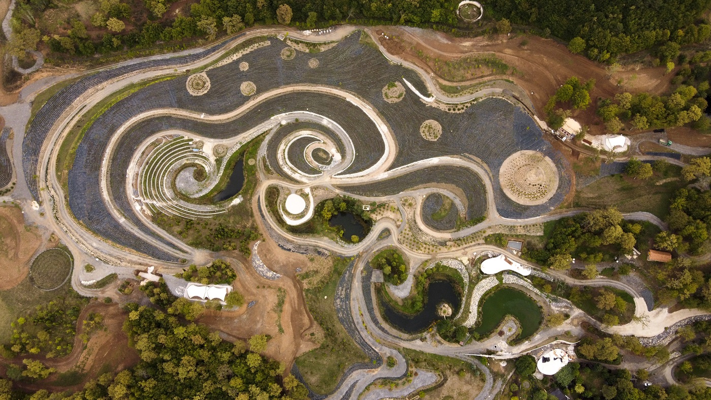 O pictură de Van Gogh, transpusă într-un parc din Bosnia - Herțegovina