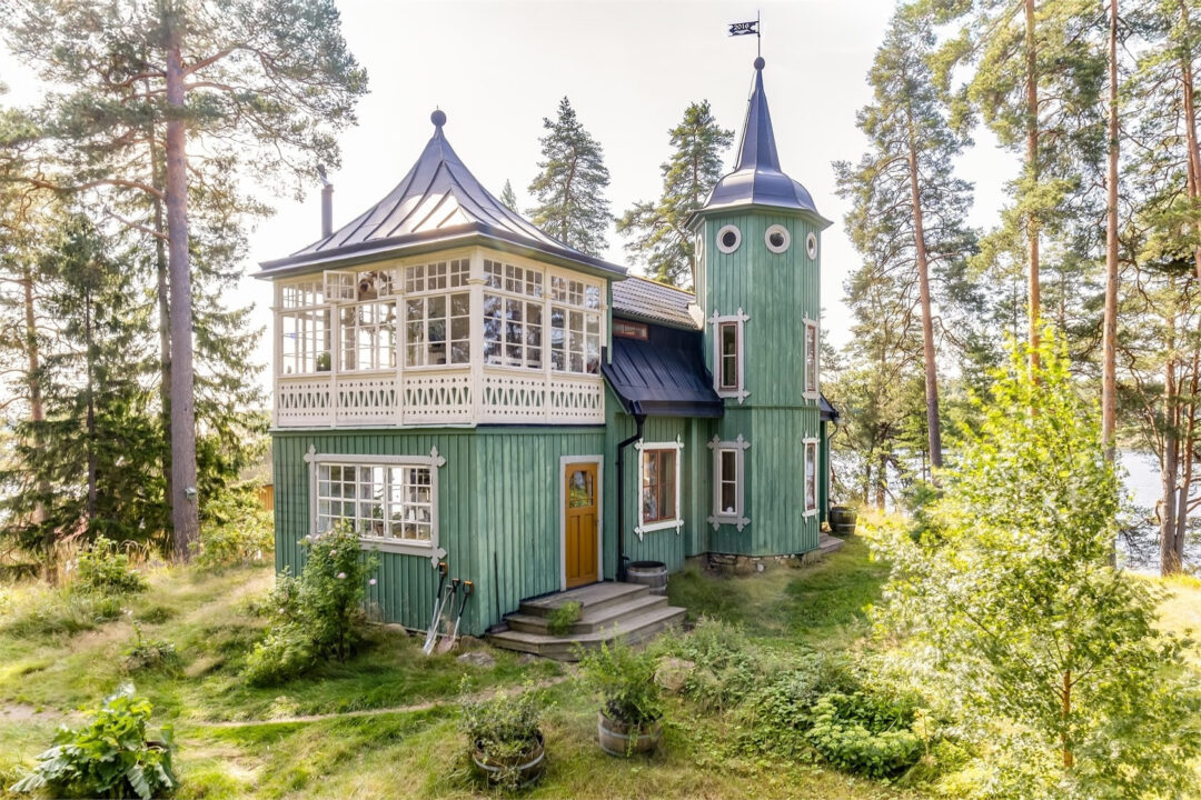 Inspirație: tradiție nordică, într-o casă ca un castel de pe o mică insulă suedeză