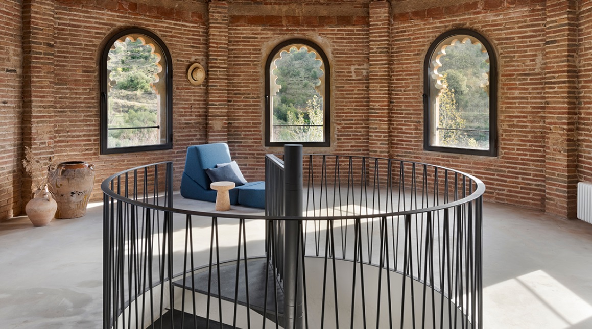 Cum transformi o moară de 400 de ani într-o locuință contemporană