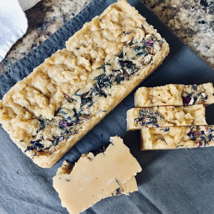 Săpun de casa pentru rufe: ce trebuie să știi ca sa poți face și tu