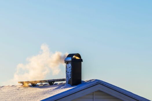 Mai puțin consum, mai multă căldură: trucuri utile pentru zile geroase