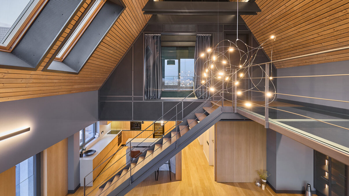 Un apartament în Brașov unde structura este actor principal