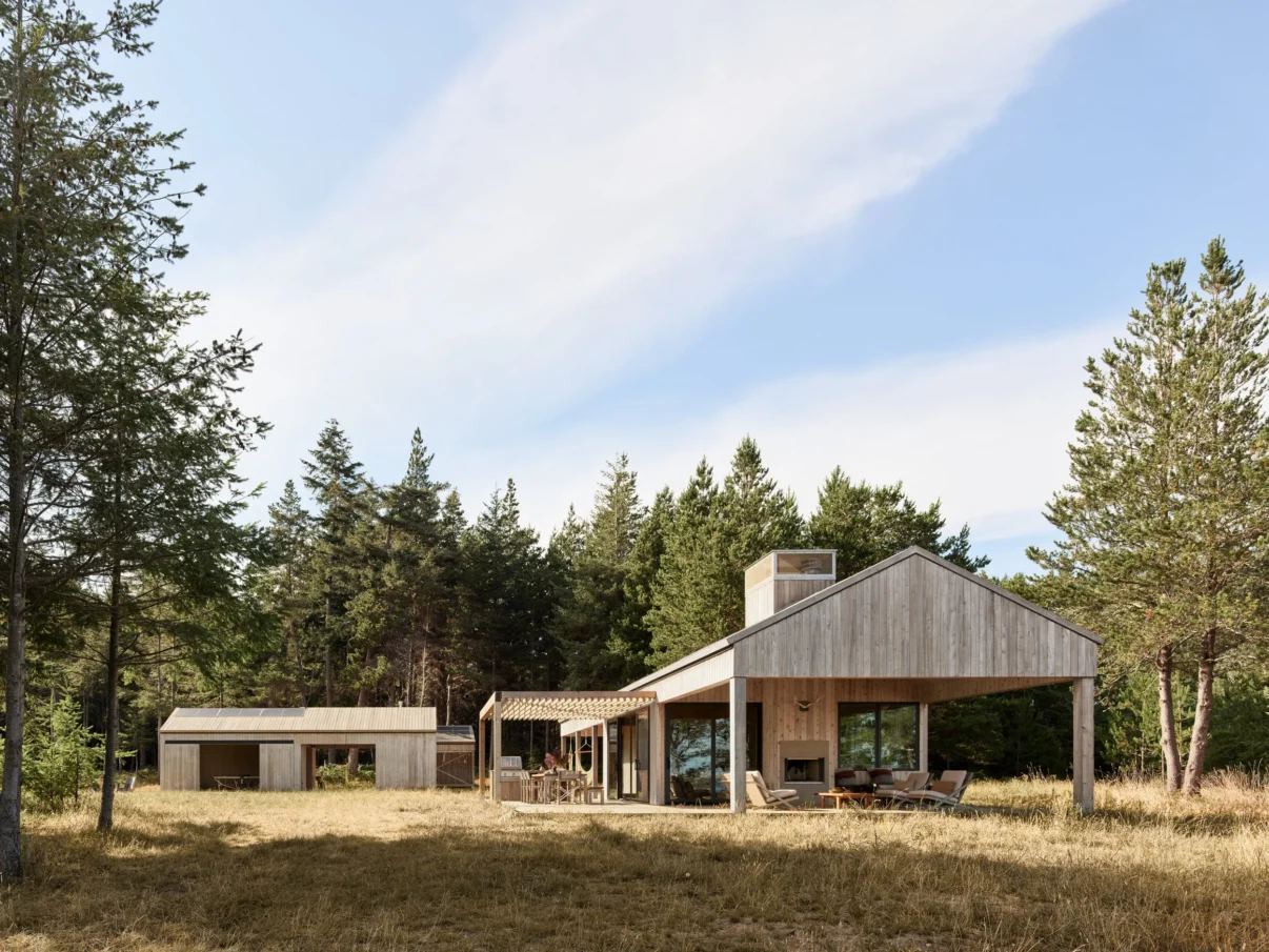 Casa cu terasă unde să te retragi în sălbăticie