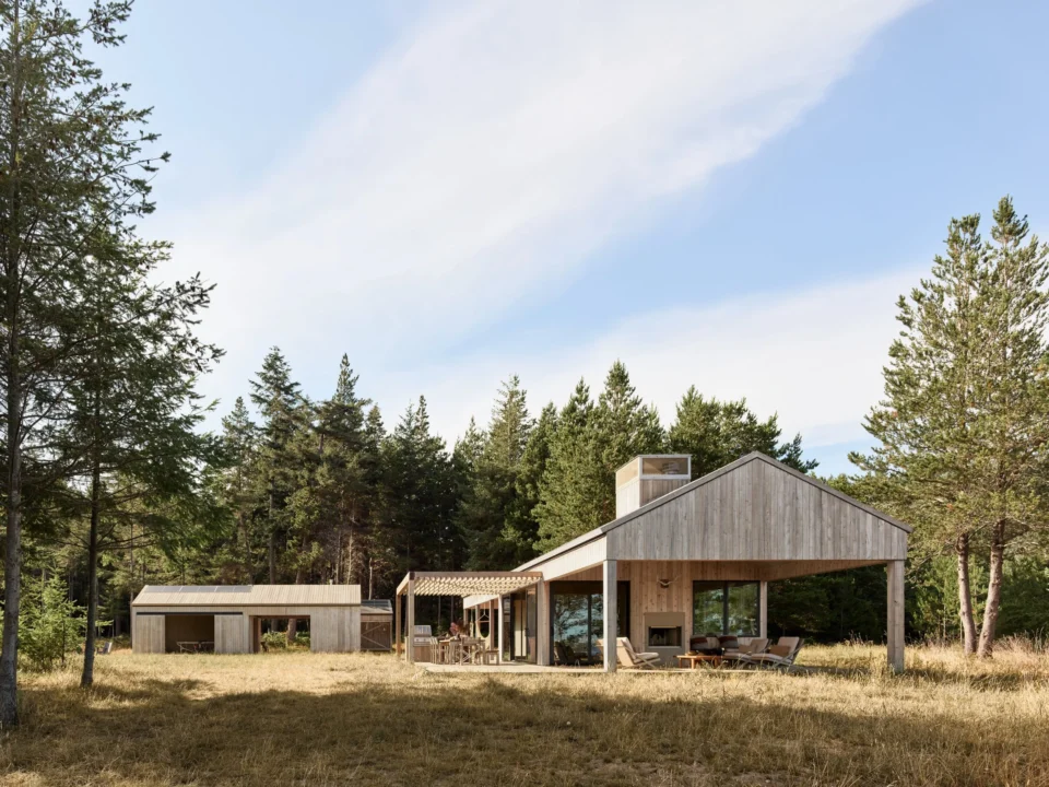 Casa cu terasă unde să te retragi în sălbăticie