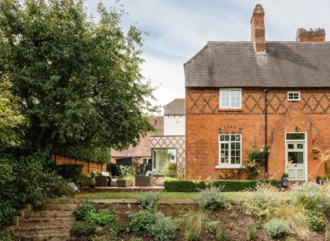 Cum devine o clădire gotică din Marea Britanie o locuință actuală