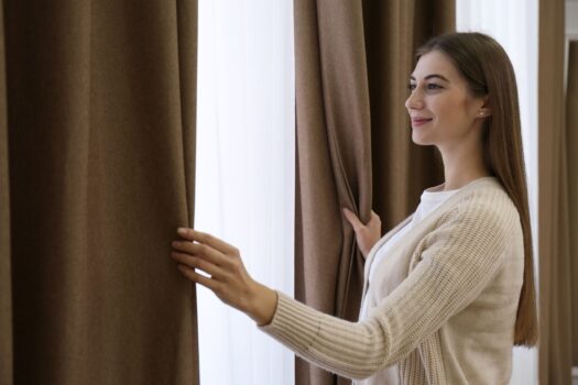 Design acustic pentru case liniștite: cum reduci zgomotul și ecoul în locuință