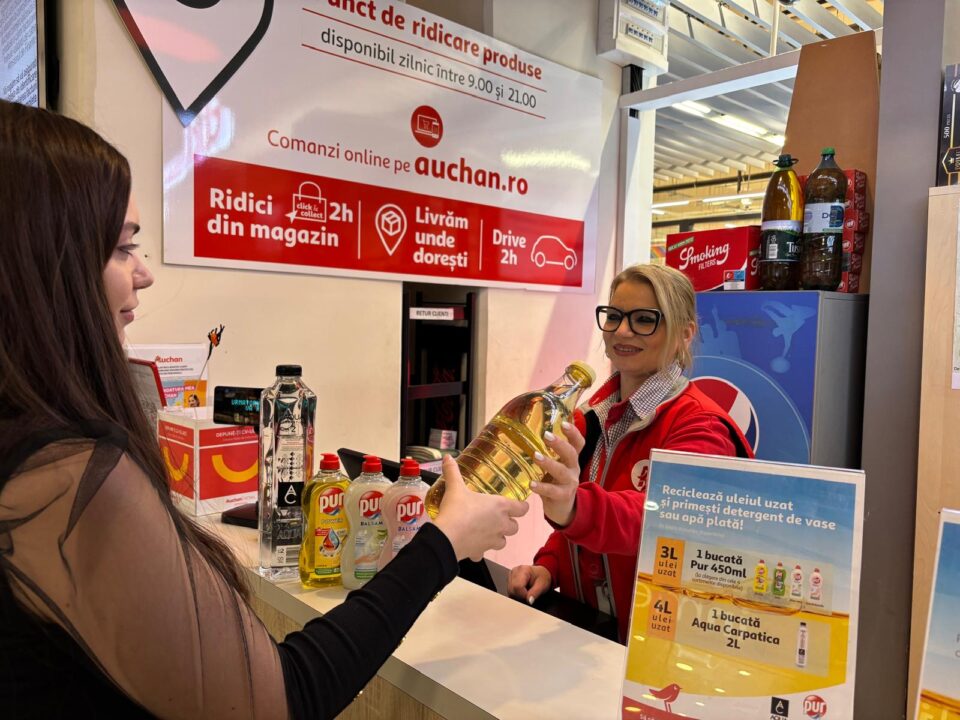 Auchan: peste 2 milioane de litri de ulei alimentar uzat colectat și beneficii noi pentru clienți