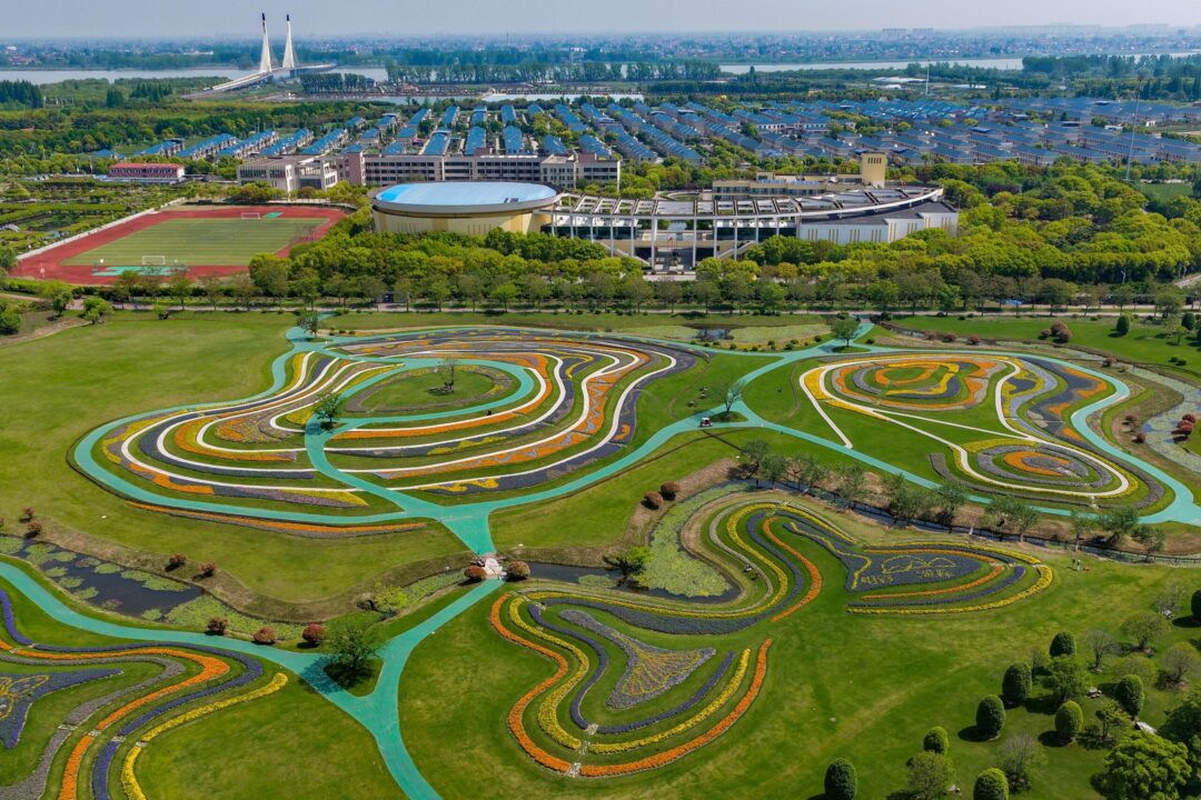 Un exemplu de grădină parc unde geometria devine artă