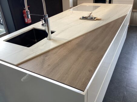Bucătărie de ultimă generație: materiale revoluționare – dekton